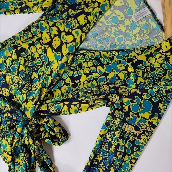Yellow and Blue Wrap Blouse Top Size Medium - Picture 6 of 11
